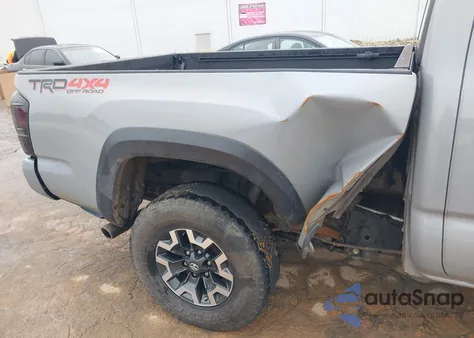 2019 Toyota Tacoma Trd Off Road z USA, uszkodzony, nr VIN 3TMDZ5BN0KM073849